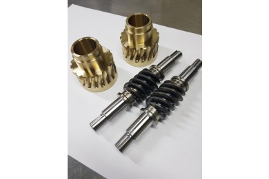 웜기어 웜나사 가공품   